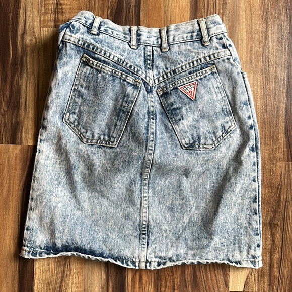 Vintage Guess 80s 90s Acid Wash Denim Skirt XXS - Picture 7 of 9